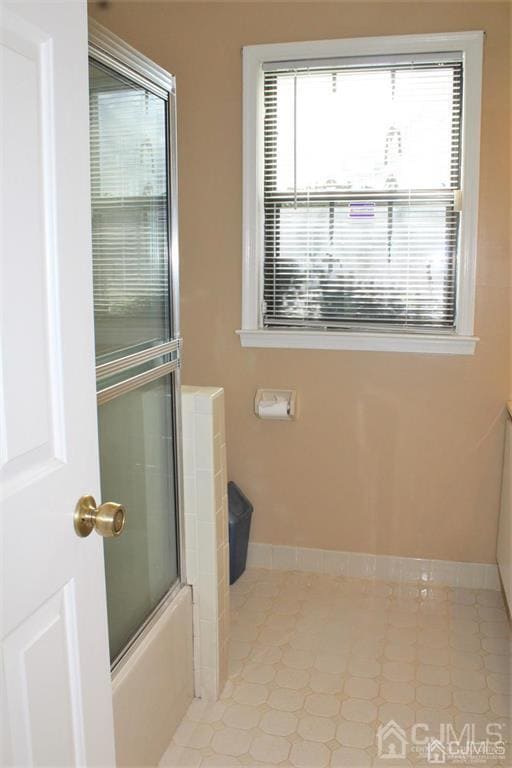 Building Photo - 1003 Woodhaven Dr