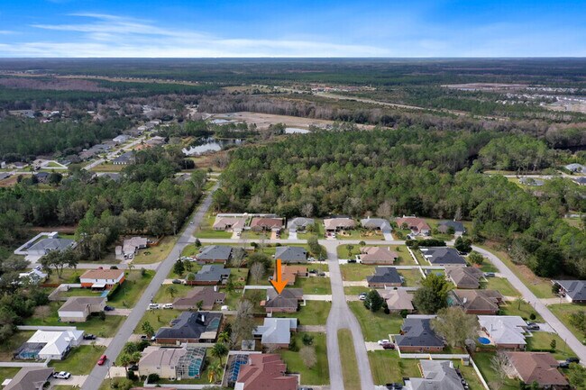 Building Photo - 6 Lemay Pl