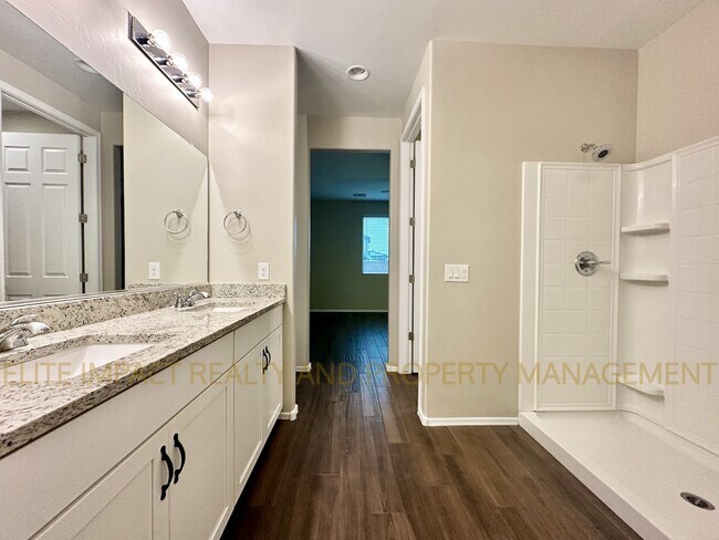 Building Photo - 6514 E Via Arroyo Azul