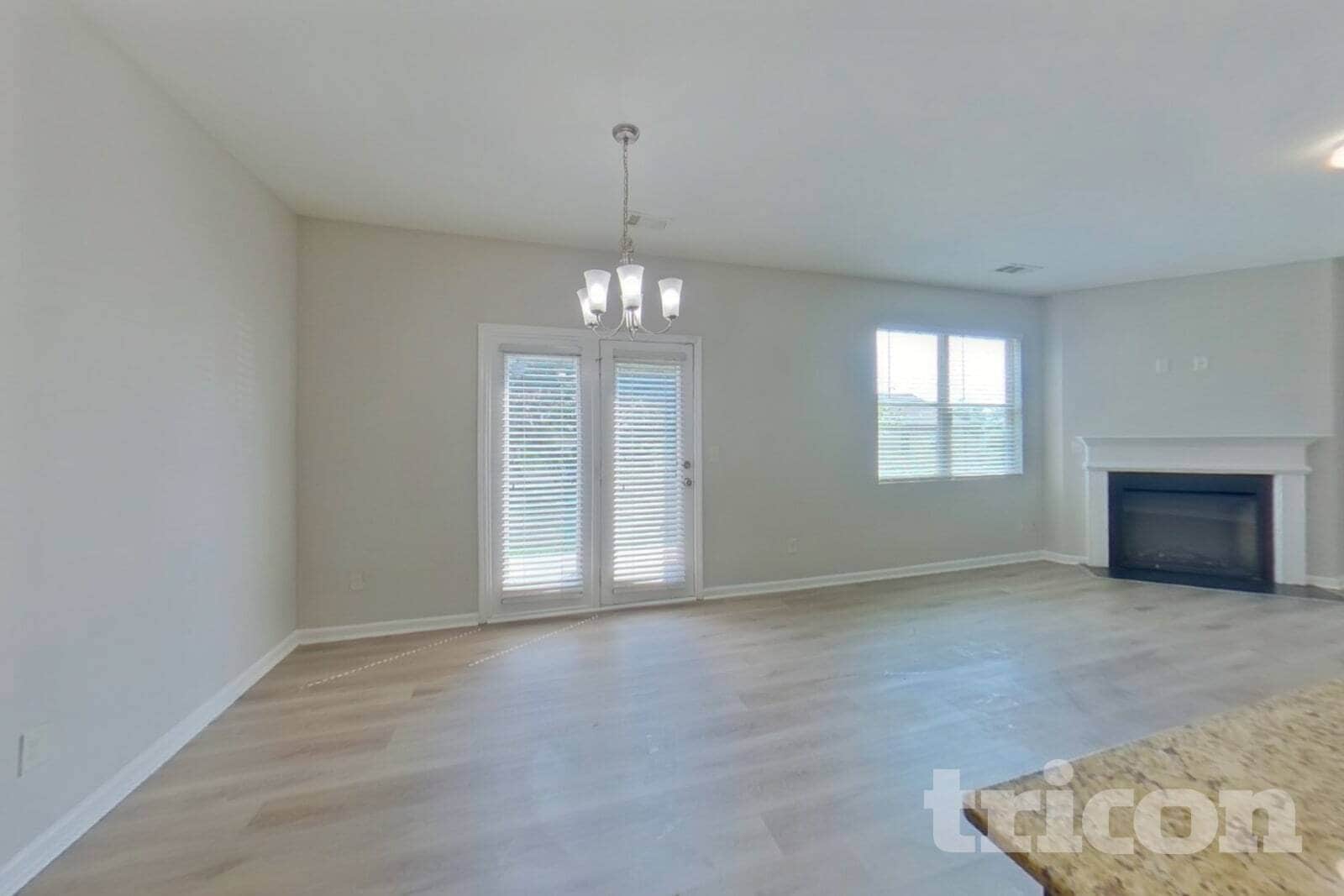 Building Photo - 438 Lake Ridge Ln