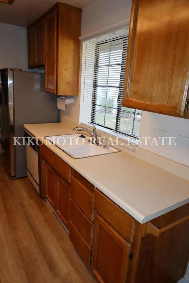 Building Photo - 900 Gulfwind Way