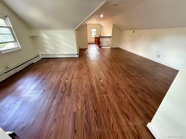 Building Photo - 175 S Brookside Ave
