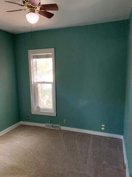 Bedroom 2 - 3414 Johnson St NE