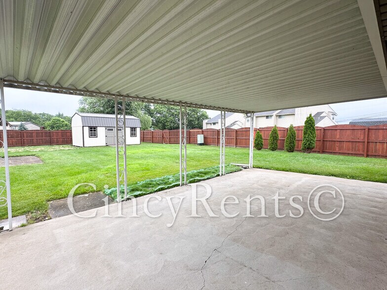 Building Photo - 7436 Wyandot Ln