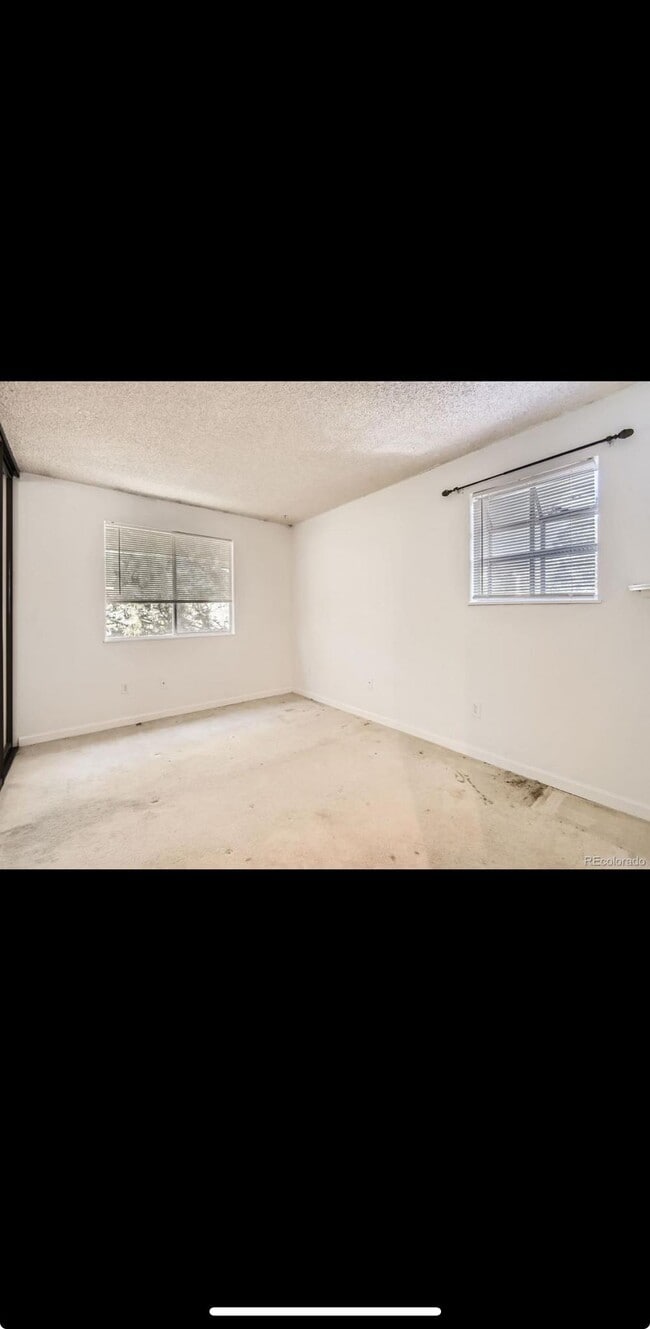Building Photo - 4400 S Quebec St