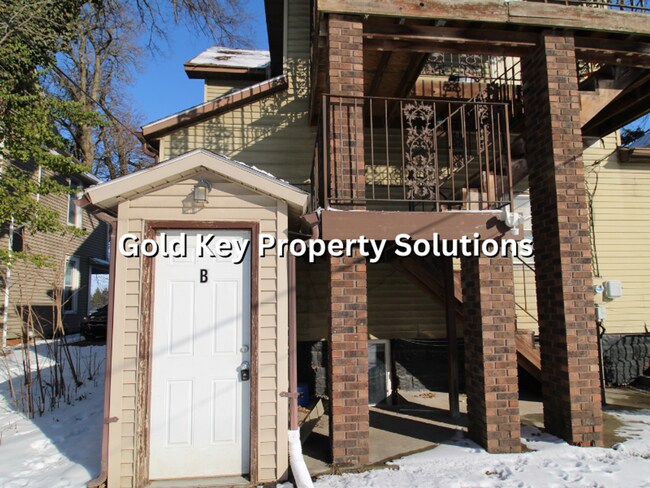 Building Photo - 517-519-519 Wheeling Ave