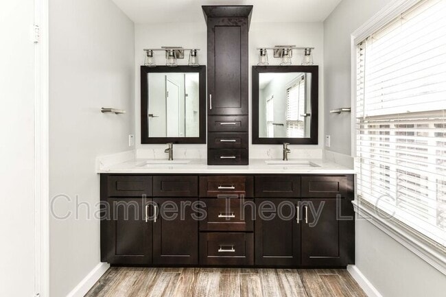 Building Photo - 1121 Portner Rd