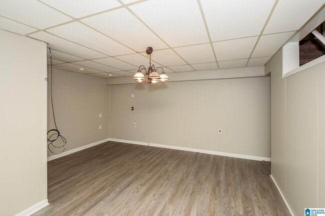 Building Photo - 5555 Spanish Trce