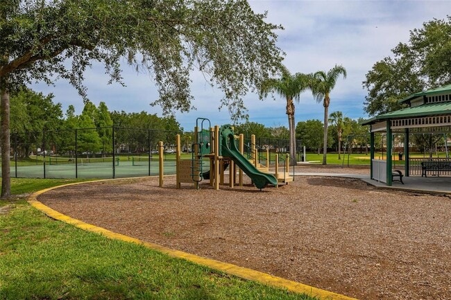 Building Photo - 7435 Ripplepointe Way