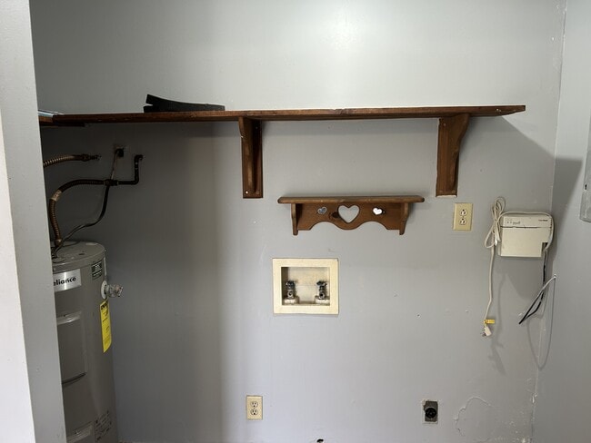 Building Photo - 1702 Michigan Ave