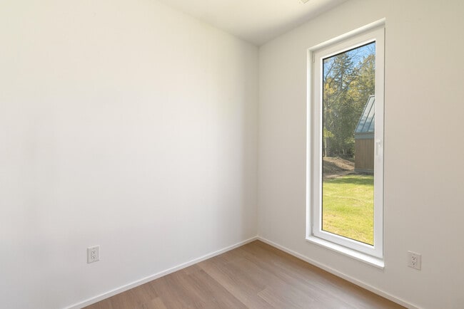 Building Photo - 1193 Harmony Ln