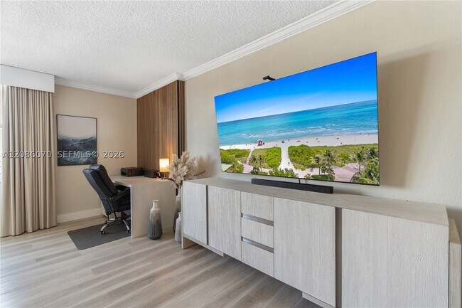 Building Photo - 2501 S Ocean Dr