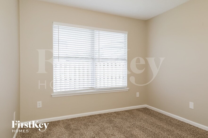 Building Photo - 1105 Beckingham Dr