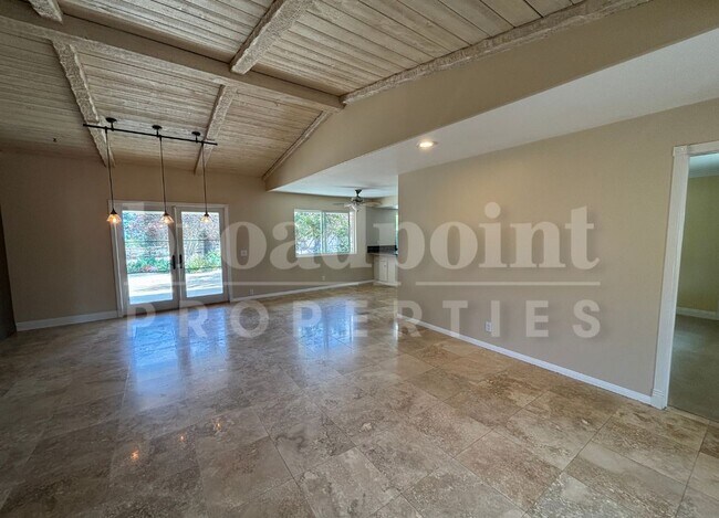 Building Photo - 11145 Meadow Glen Way E