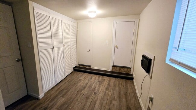 Building Photo - Charming 2/1-Bed/bath Home in Downtown Manor