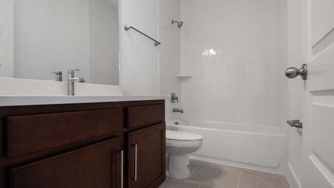 Building Photo - 15318 Lebeau Lp