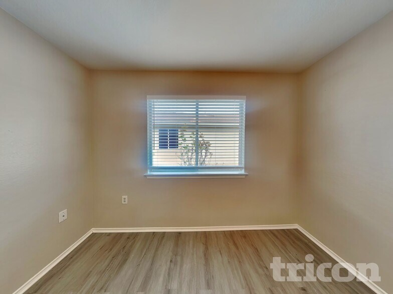 Building Photo - 12529 Sky Harbor Dr