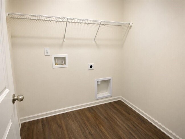 Building Photo - 408 Nola Ct NW