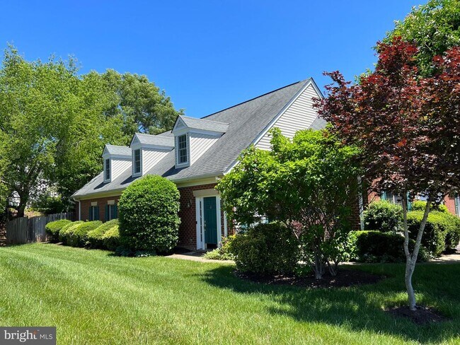 Primary Photo - 11307 Macon Dr
