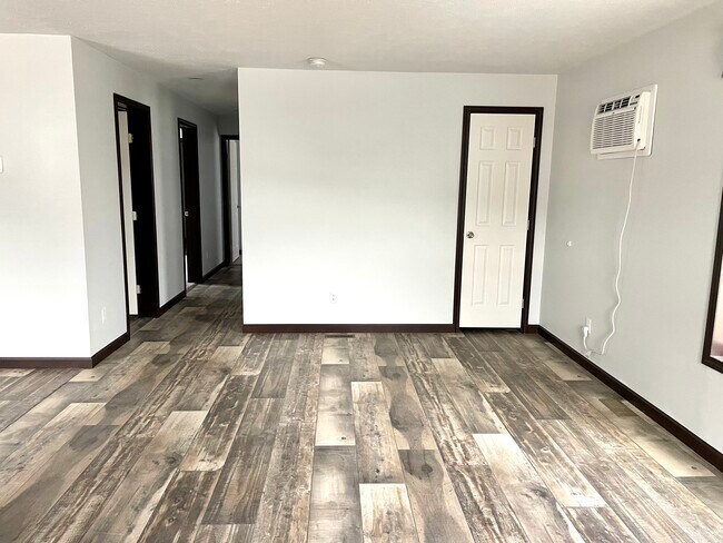 Building Photo - 4290 OH-601