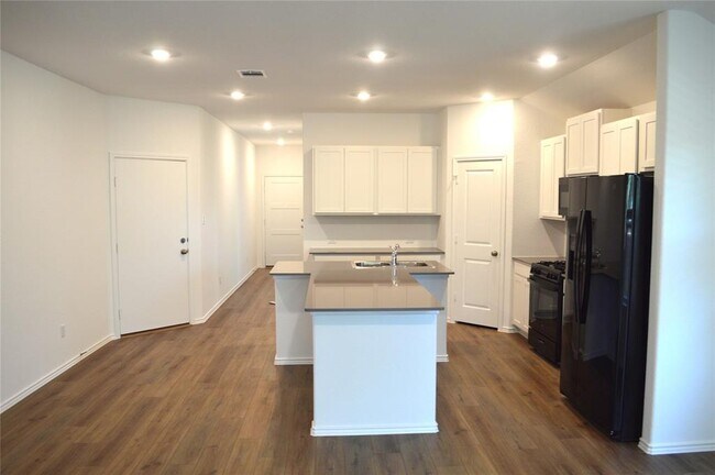 Building Photo - 1524 Marley