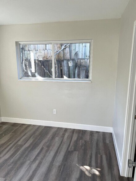 Building Photo - 3760 NW 13th Pl