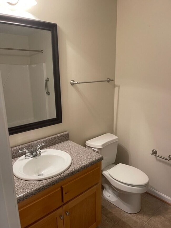 Building Photo - Cobblestone Trace- Oxford's Premier 55+ Community