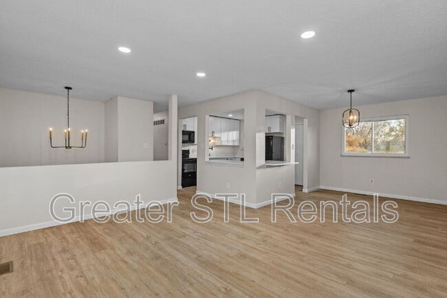 Building Photo - 2344 White Ash Ct