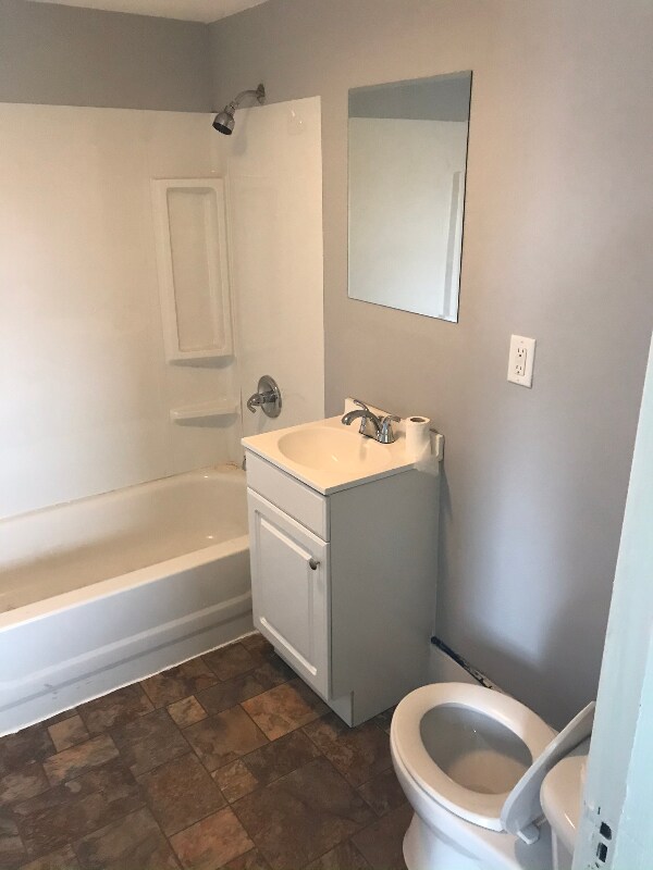 Building Photo - 626 Cemetery Ave