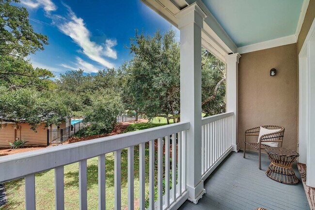 Building Photo - 723 Bonnyneck Dr