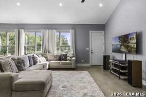 Building Photo - 1008 Naumann Dr