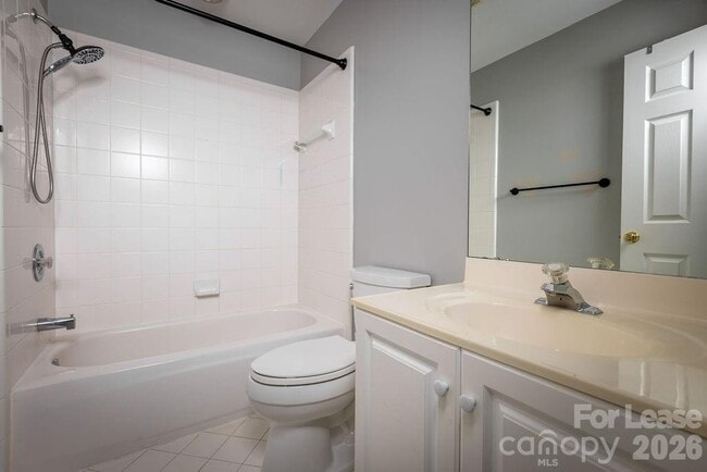 Building Photo - 14623 Waterside Dr