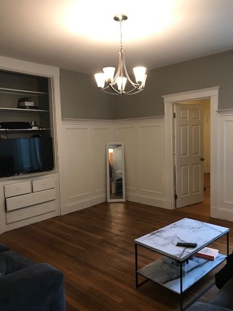 Building Photo - 1122 Commonwealth Ave