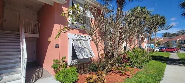 Building Photo - 3715 42nd Way S
