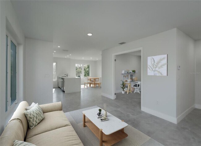 Building Photo - 310 Hibiscus St