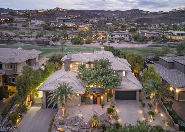 Building Photo - 1501 Foothills Village Dr