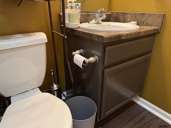 Building Photo - 5911 N 166th St