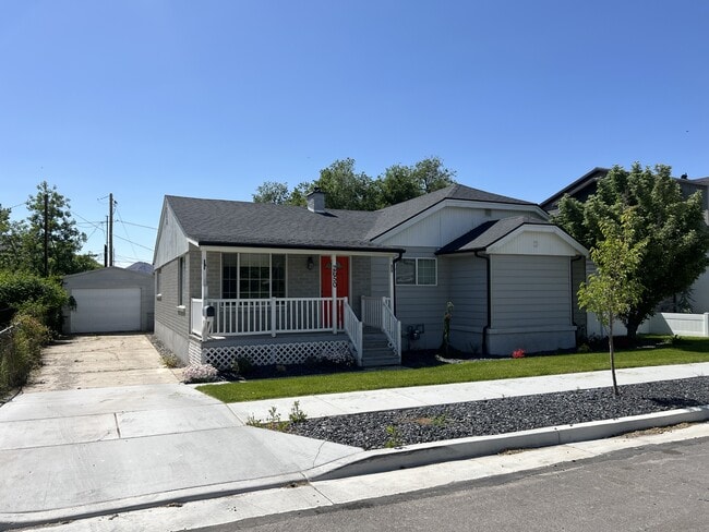 Building Photo - 2650 S 8550 W