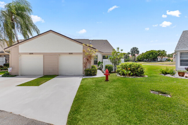 Building Photo - 12235 Forest Greens Dr