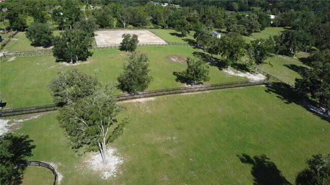 Building Photo - 6850 US-41