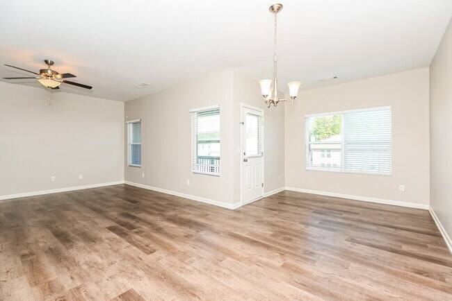 Building Photo - 34 Dalgety Crossing