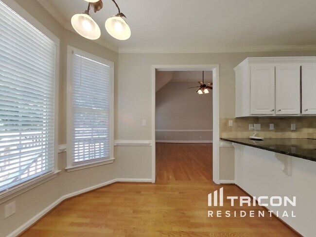 Building Photo - 3902 Ruby Way