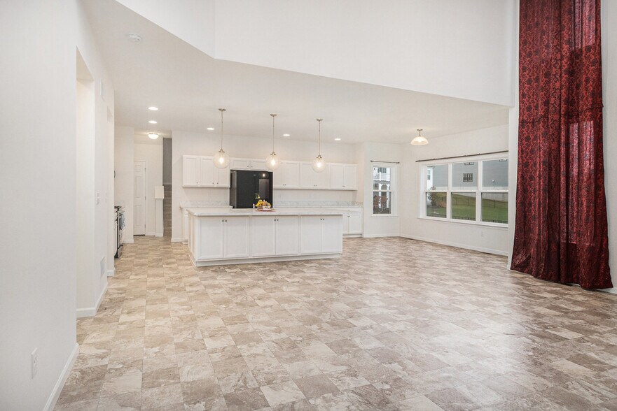 Building Photo - 35 Furlong Rd