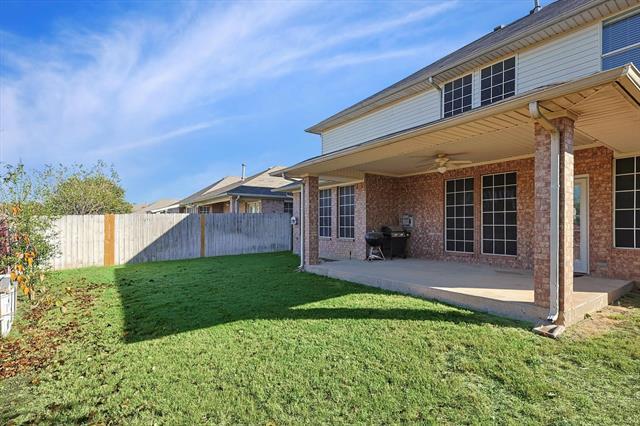 Building Photo - 8837 Sunset Trace Dr