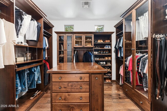 Building Photo - 11571 E Cochise Dr