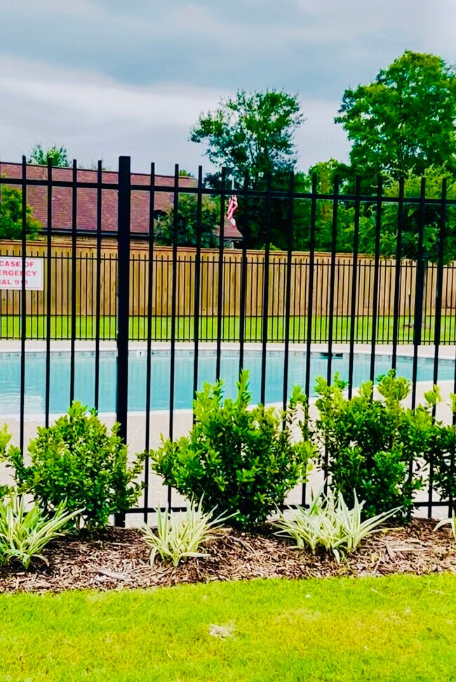 Building Photo - 22342 Clear Castle Dr