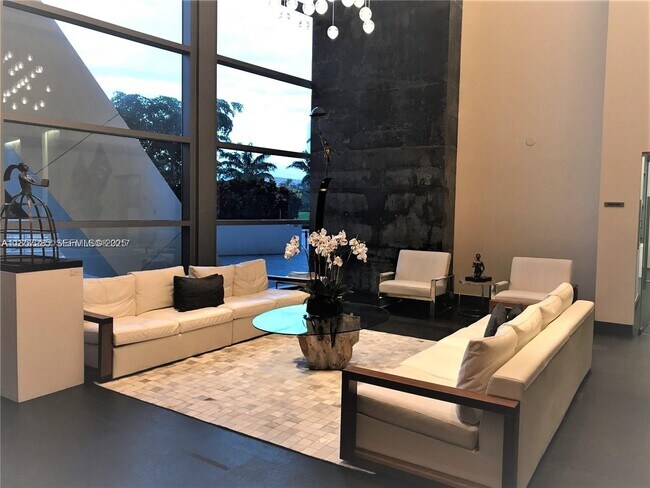 Building Photo - 888 Biscayne Blvd