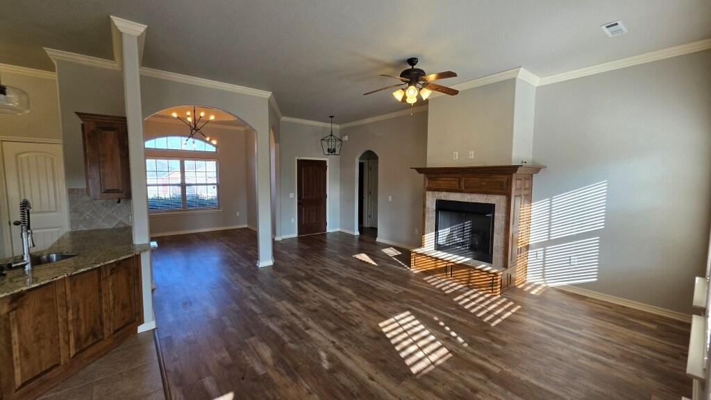 Building Photo - 3105 SW Pine Valley Rd