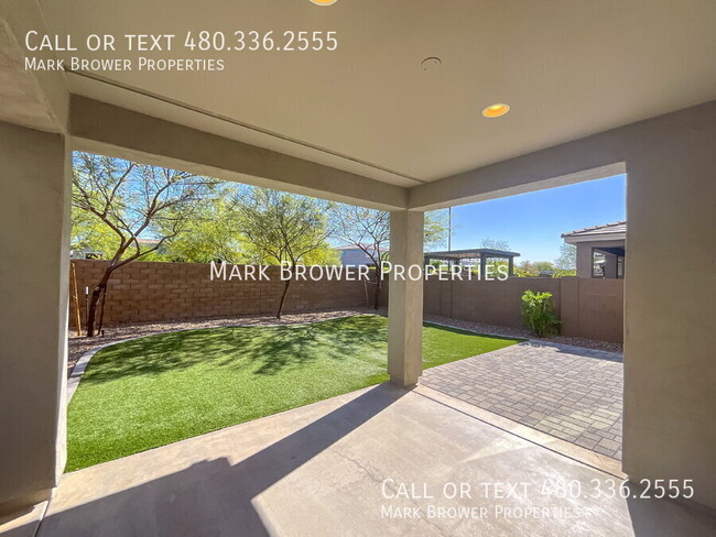 Building Photo - 2914 E Sands Dr
