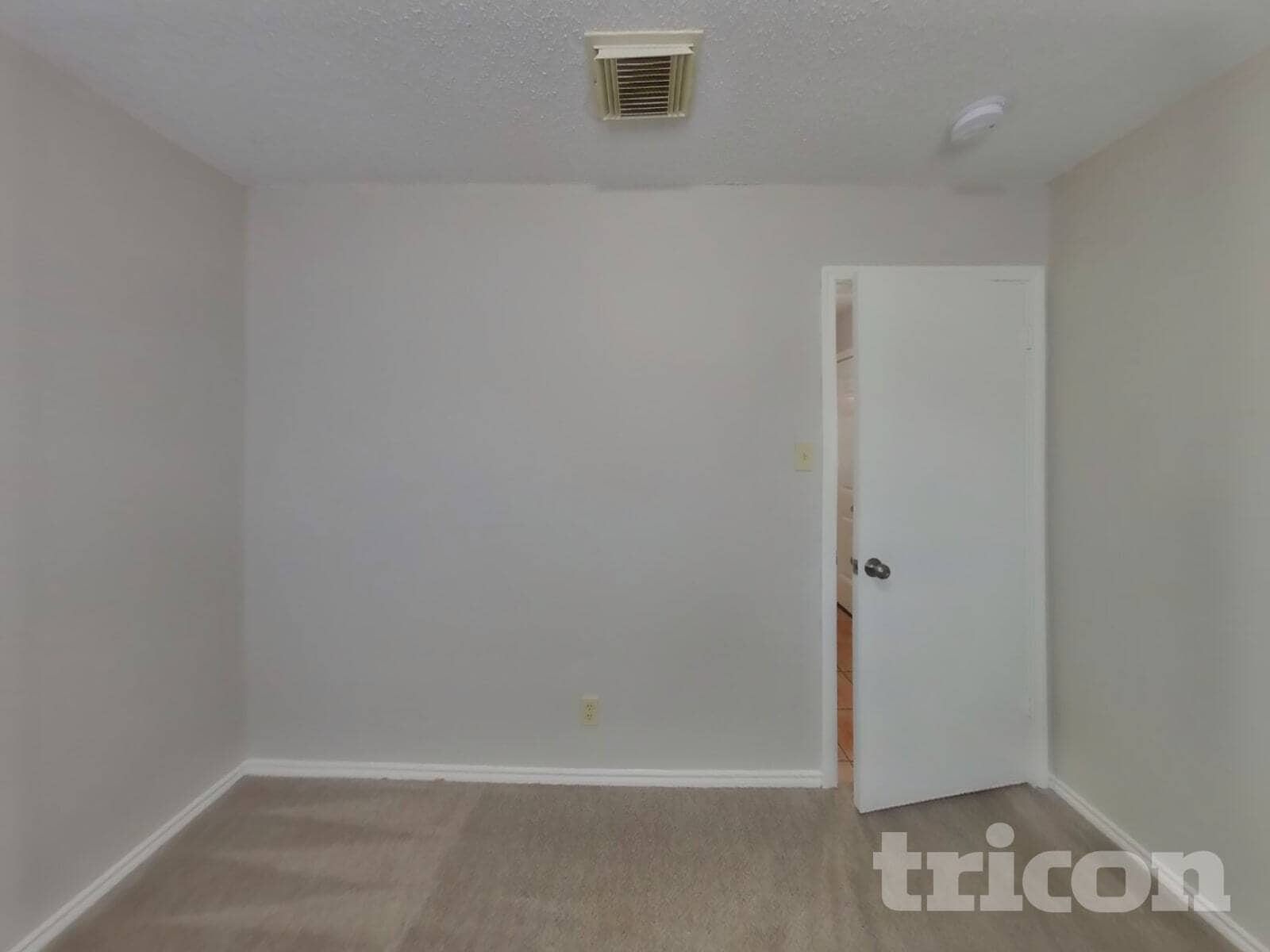 Building Photo - 7807 Encanto Vis Dr